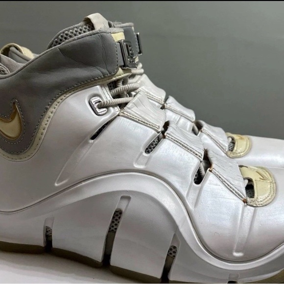 Nike Zoom LeBron 4 White Chrome size 12 - Picture 3 of 5